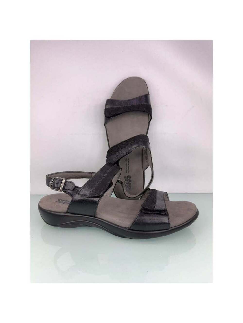 SAS Comfort Sandals Womens 11 Black Leather Walking Gorpcore Normcore Made  USA